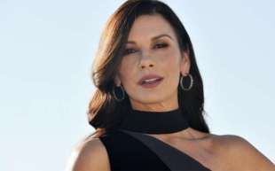 Catherine-Zeta-Jones-ok-640x400.jpg