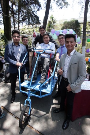 CREA IPN VEHÍCULO AUTÓNOMO PARA PERSONAS CON SILLA DE RUEDAS (2).JPG