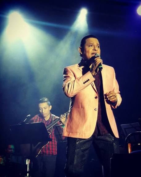 ADÁN SÁMANO ...EN CONCIERTO!!!!!