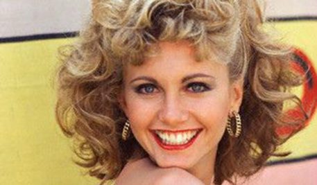 olivia-Newton-John-Vaselina-Brillantina-1024x600.jpg
