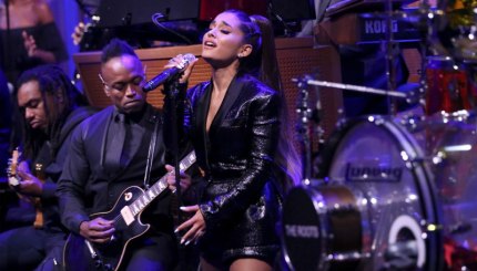 ariana-grande-aretha-franklin.jpg