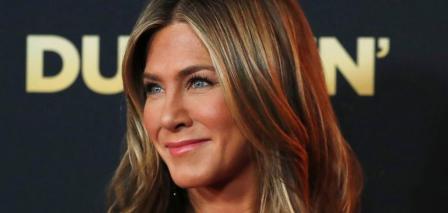 jennifer-aniston-golden.jpg