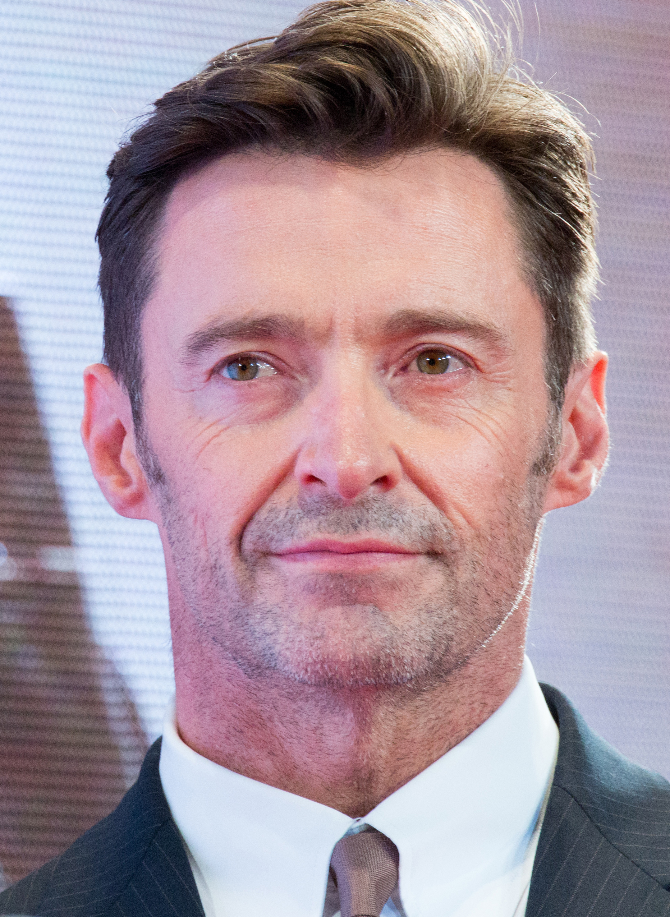 Logan_Japan_Premiere_Red_Carpet-_Hugh_Jackman_(38445328406)_(rotated)