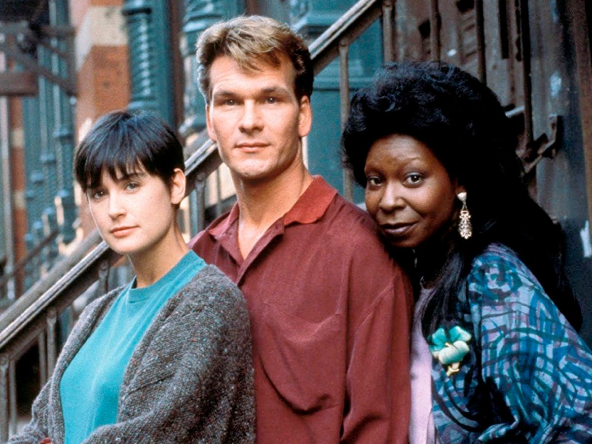 Una decena de curiosidades salen a la luz de Ghost, luego de 35 años de su&nbsp;estreno