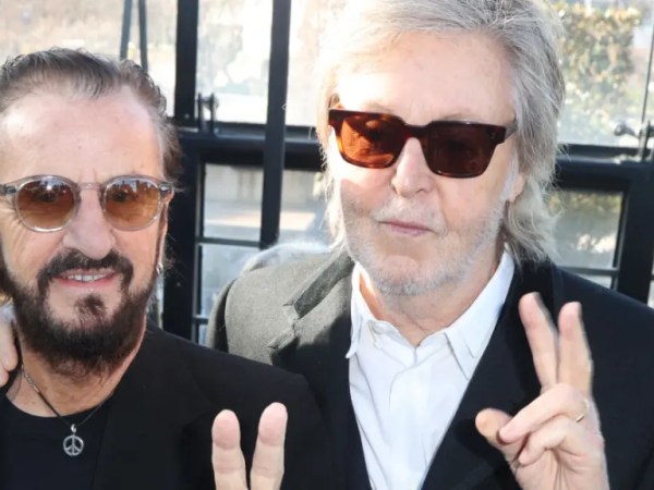 Primer dueto de los ex Beatles Paul        McCartney y Ringo Starr en el disco     «The Boys Of Dungeon&nbsp;Lane»