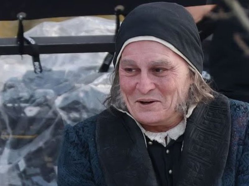 Johnny Depp retorna a la pantalla grande como Scrooge para noviembre de&nbsp;2026