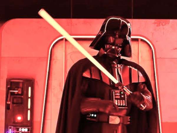 El sable de Darth Vader será subastado por un millón de&nbsp;dólares